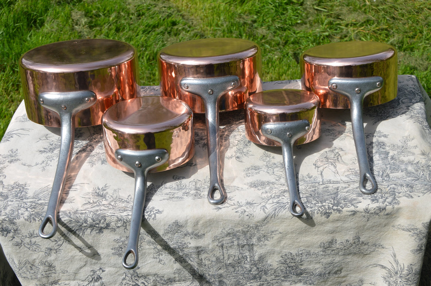 Copper Pans New Artisan Tin Vintage Five French Copper 1.7-2mm Pans Copper Rivets Cast Iron Handles Normandy Kitchen Copper