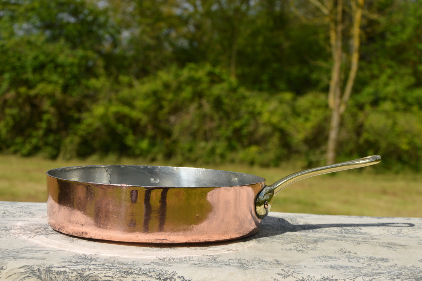 Gaillard of Paris Copper Pan New Artisan Tin 24 cm 9 1/2" Vintage French Well Used Professional Saute Fry Pan 1.8mm Cast Bronze Handle