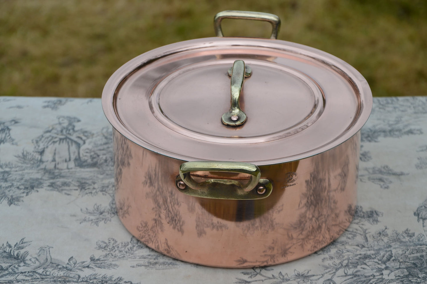Metaux Ouvres Vesoul 1mm Copper Casserole Faitout Oval Pot French Dutch Oven Lid 1mm 20cm 8"  Good Solid Vintage Copper Pan